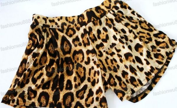 Short Onça